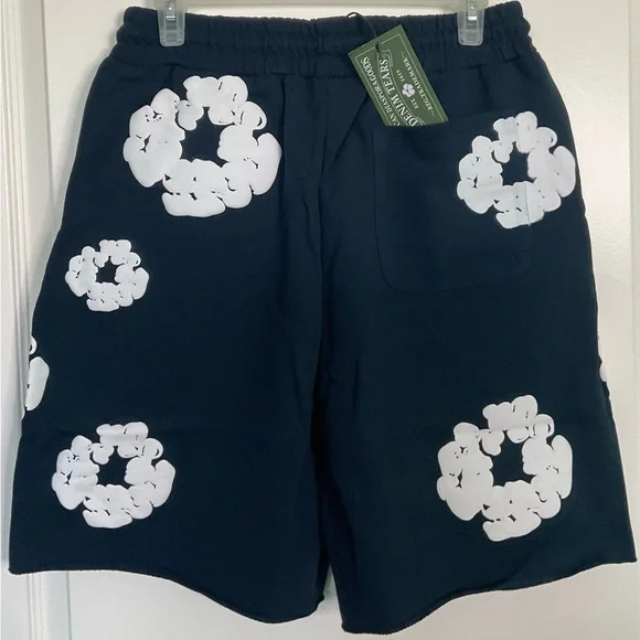 Denim Tears Black Cotton Wreath Shorts Size L NWT